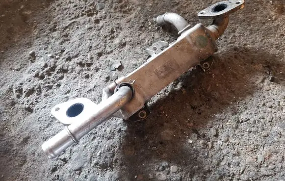 EGR valve cooler