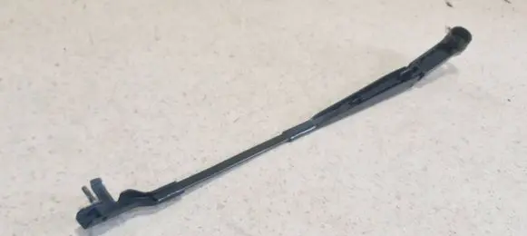 Citroen C4 I Picasso Front wiper blade arm 9654063680