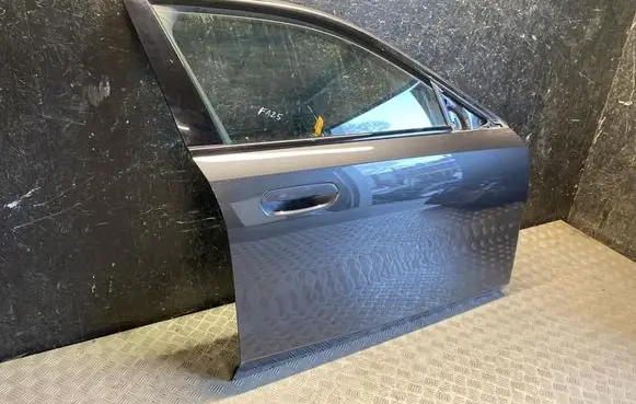 BMW 5 G60 Front door