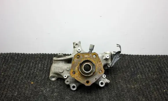 Audi A5 Rear wheel hub 8W0505432Q 8W0505460D