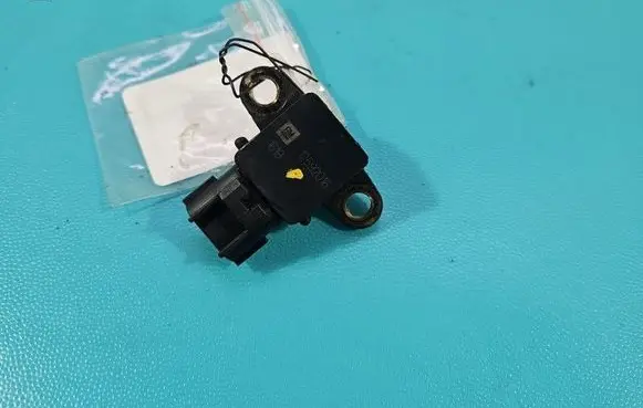 Opel Insignia A Air pressure sensor 12592016 IMPRK1526097