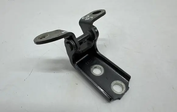 Toyota Yaris Cross Rear door lower hinge