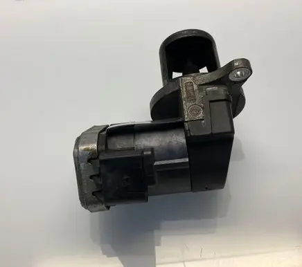 Mercedes-Benz E W211 EGR valve 00005320C2 109315 AC2060580620