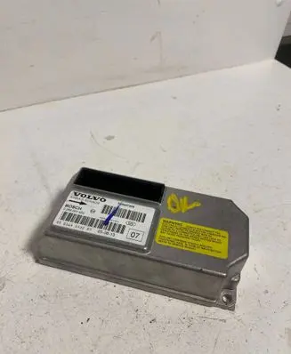 Volvo V70 Airbag control unit/module P30667469 0285001655 01641432