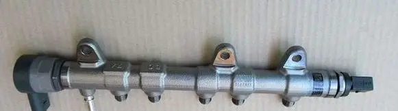 BMW X5 F15 Fuel main line pipe 0445214396T