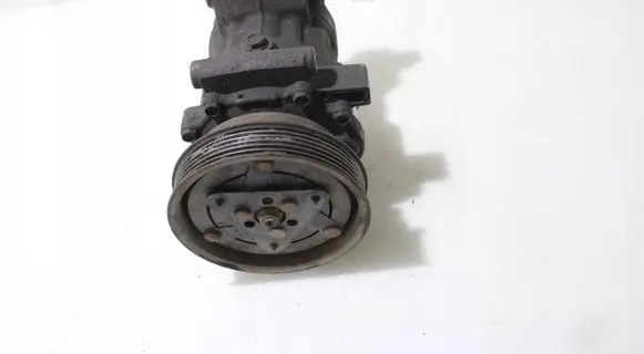 Renault Kangoo II Air conditioning (A/C) compressor (pump)