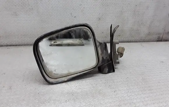 Isuzu Trooper Front door electric wing mirror