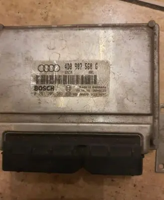 Audi A6 S6 C5 4B Engine control unit/module 4D0907560G 26SA6133 0096629