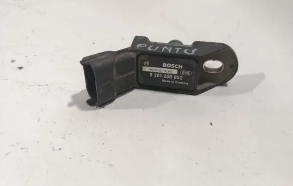 Fiat Punto (188) Air pressure sensor 0261230052