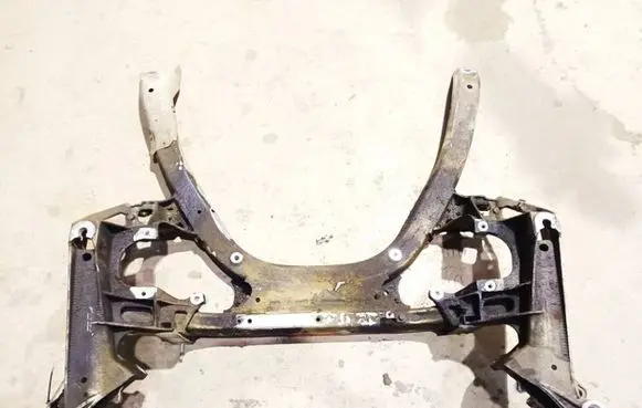 BMW 5 E60 E61 Front subframe