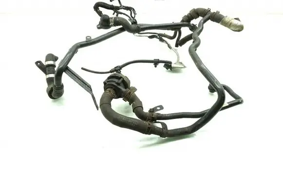 Volkswagen PASSAT B8 Engine coolant pipe/hose 5Q0965567