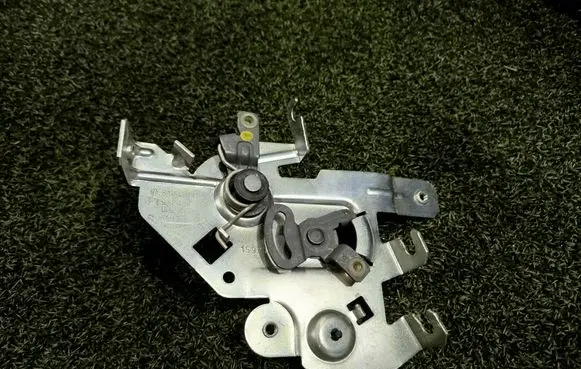 Renault Trafic III (X82) Sliding door lock 826706945R 93451791 0119803600