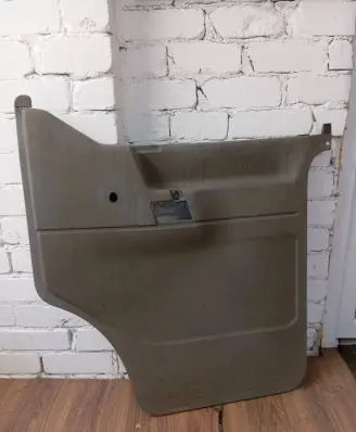 Volkswagen Transporter - Caravelle T4 Front door card panel trim 701867016F