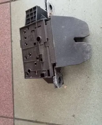 Opel Vectra C Tailgate/trunk/boot lock/catch/latch 495072894 92202968