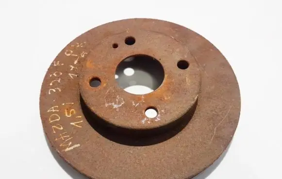 Mazda 323 F Front brake disc ventiliuojamas