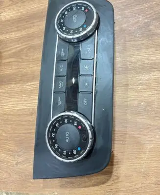 Mercedes-Benz ML W166 Interior fan control switch A1669008203 000939113367154