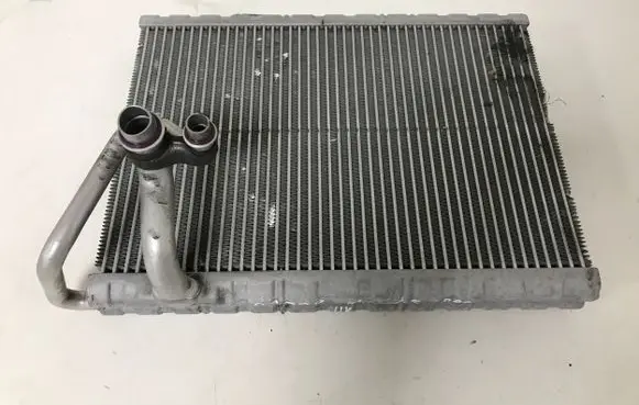 Peugeot 3008 I Air conditioning (A/C) radiator (interior) S3724005