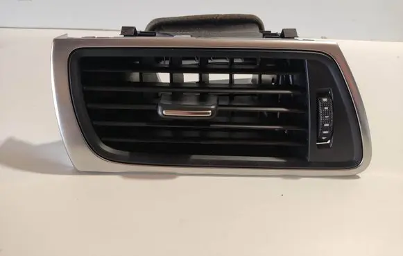 Audi A7 S7 4G Dashboard side air vent grill/cover trim 4G8820901 9026100L