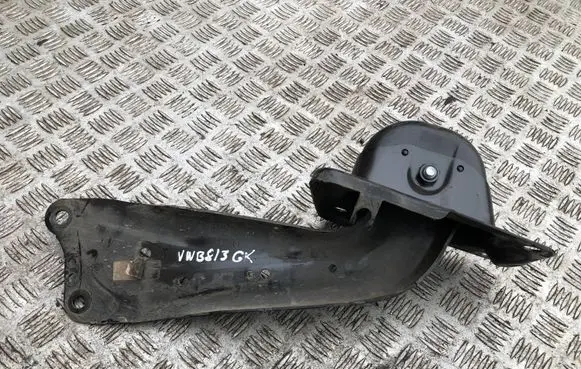 Volkswagen PASSAT B8 Rear upper control arm/wishbone 1K0505129L