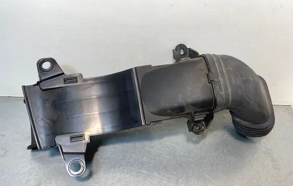 Honda HR-V Air intake duct part 50T