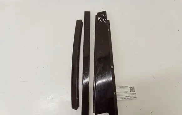 BMW 5 E60 E61 Other rear door trim element AL1651L