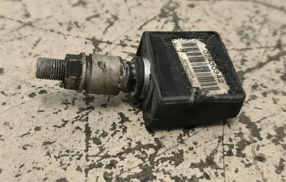 Renault Laguna II Tire pressure sensor 407002425R