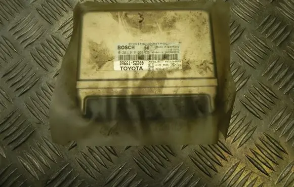 Toyota Yaris Engine control unit/module 8966152200 E2070