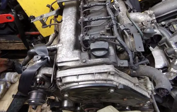 KIA Sorento Generator/alternator 373004A112 D4CB