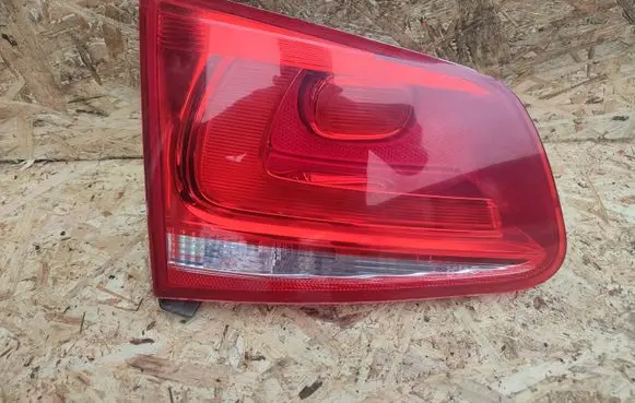 Volkswagen Touareg II Tailgate rear/tail lights 7P6945093C 89090273