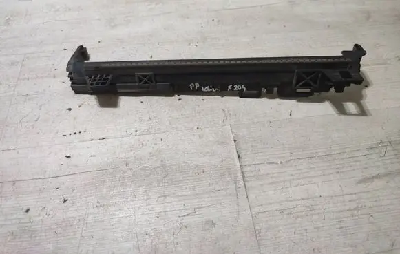 Mercedes-Benz GLK (X204) Radiator mount bracket 0477902914
