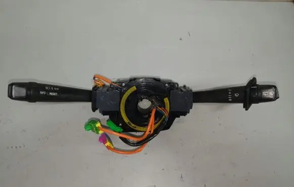 Volvo XC90 Indicator stalk 8622186
