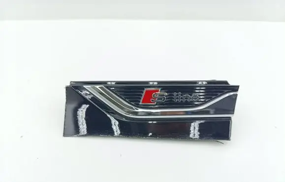Audi A5 Fender model badge letters 