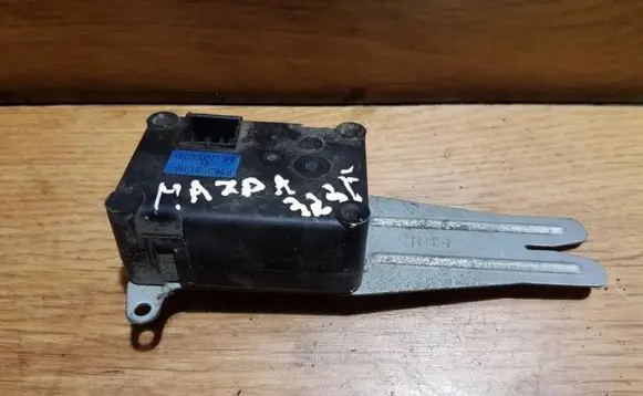 Mazda 323 F Air flap motor/actuator hb600bcin