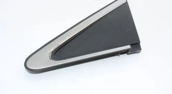 Toyota Avensis T270 Fuel tank cap trim 6011805020