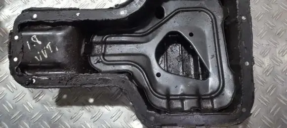 Oil sump