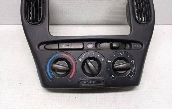 Toyota Yaris Climate control unit 7591387014 7591327014