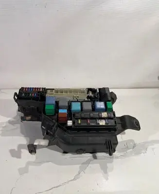 Toyota Prius (XW20) Fuse module