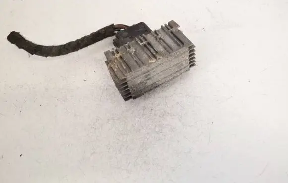 Opel Zafira A Glow plug pre-heat relay 09132691 51299008