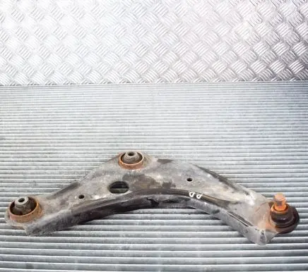 Nissan Qashqai Front lower control arm/wishbone 44EA0BRH