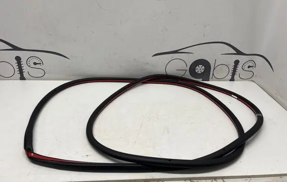 Rubber seal rear door