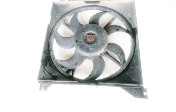 Hyundai Trajet Radiator cooling fan shroud F00S3A2192