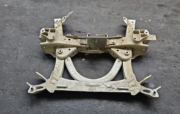 BMW i3 Front axle beam 6852483 IMPRK1579837
