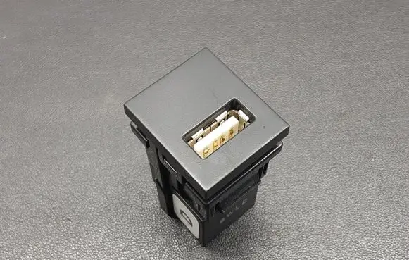 Toyota Yaris XP210 USB socket connector 