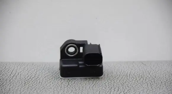 Mercedes-Benz GLE (W166 - C292) Airbag deployment crash/impact sensor A0009057600
