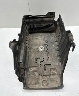 Battery tray