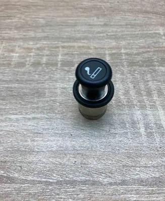 Toyota Avensis T250 Cigarette lighter 