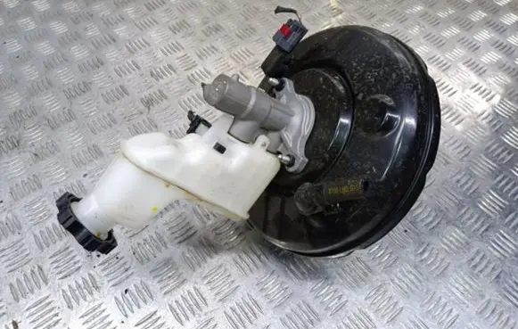 SsangYong Tivoli Brake booster