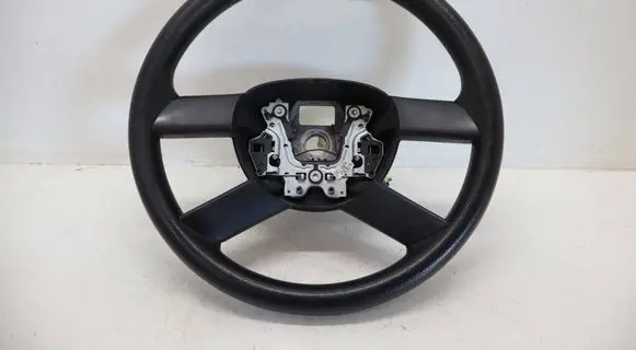 Volkswagen Touran I Steering wheel