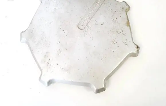 Volkswagen PASSAT B4 Original wheel cap 357601149