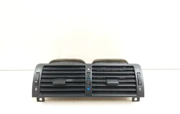 BMW 3 E46 Dash center air vent grill 8363199 8370741 8361895
